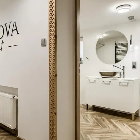 Potokova Centrum * زاكوباني